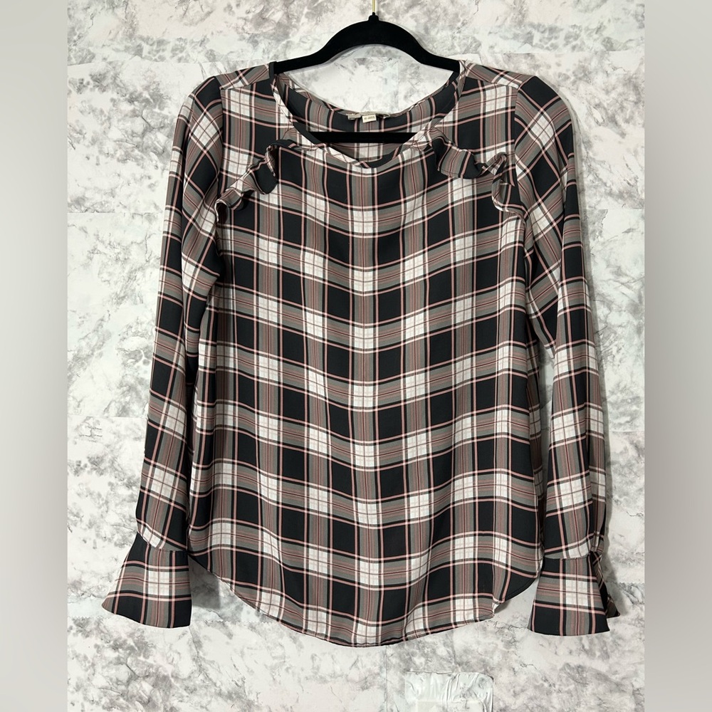 LOFT Black and White Cut Out Blouse.    55